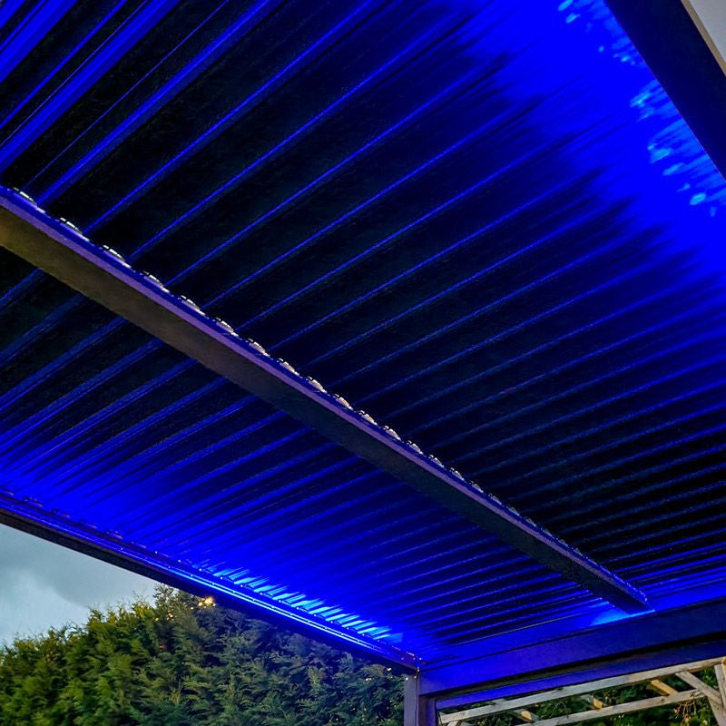 Kerti pavilon kék LED világítással megvilágított tetőszerkezete - Homelux, 5905610251314