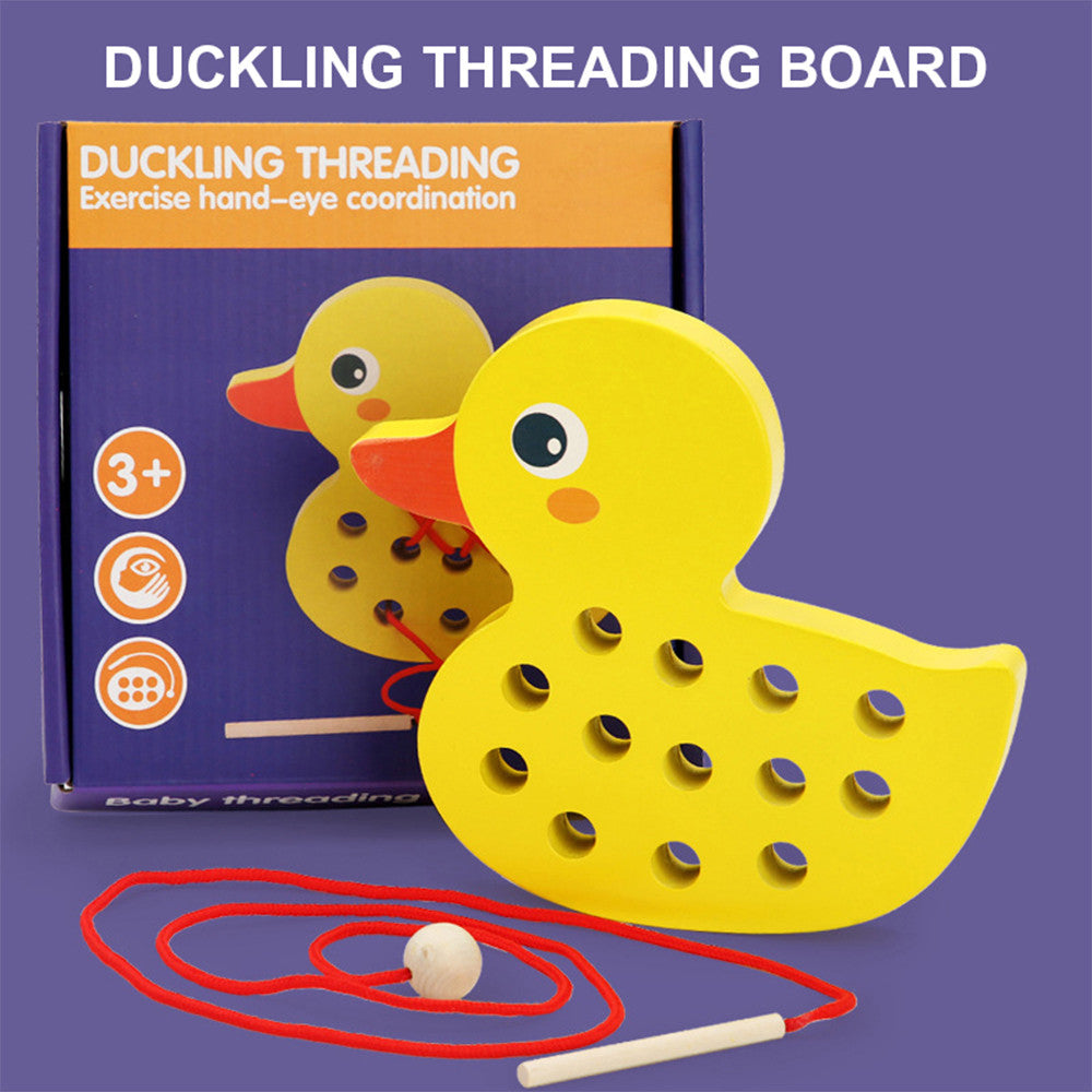 Detská drevená hračka s kačičkami a stuhami Sekundárny obrázok